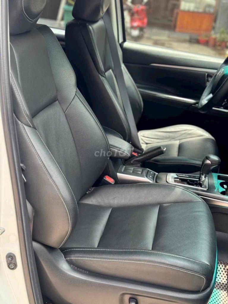 Toyota Fortuner 2.4 AT 4x2 sản xuất 2024. Mua bán Ô tô tại Quận Hà Đông Hà Nội được đăng bởi A Huan  hình 17