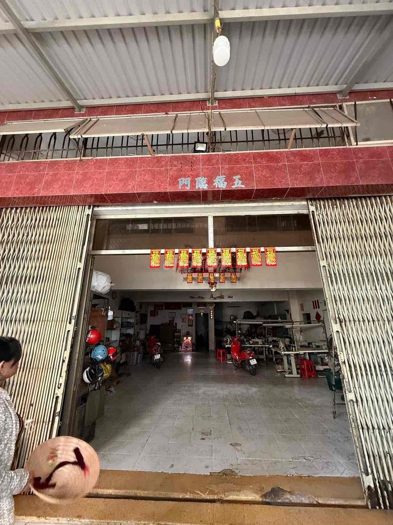 MT Khu Lương Trúc Đàm 8x20m 1 lửng 1 lầu 25tr