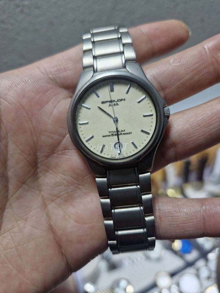 Đồng hồ đeo tay Alba Epsilon Nam. Mua bán Đồng hồ tại Huyện Quỳnh Lưu Nghệ An được đăng bởi Hoàng Chiến hình 1