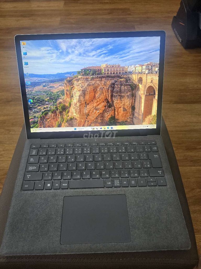 Microsoft Surface Laptop 5 i5/16GB/256GB Bạc. Mua bán Laptop tại Quận Hà Đông Hà Nội được đăng bởi Lam hình 1