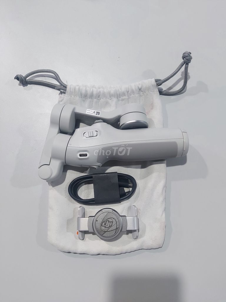 Gimbal chống rung DJI Osmo Mobile 7 Xám. Mua bán Phụ kiện (Màn hình, Chuột...) tại Huyện Hướng Hóa Quảng Trị được đăng bởi Kiên hình 1