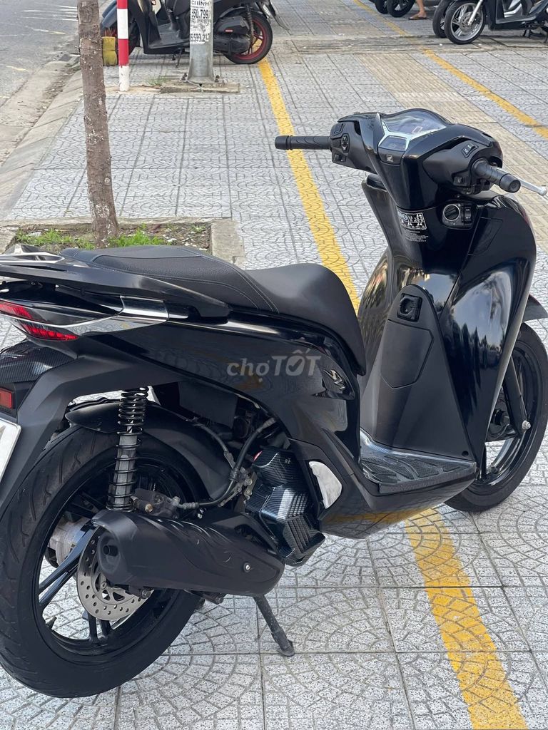 Honda SH 2021 Черный полированный двигатель Zin, возможна рассрочка