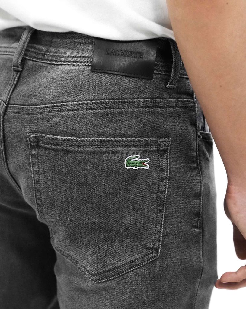 Lacoste Jean mới