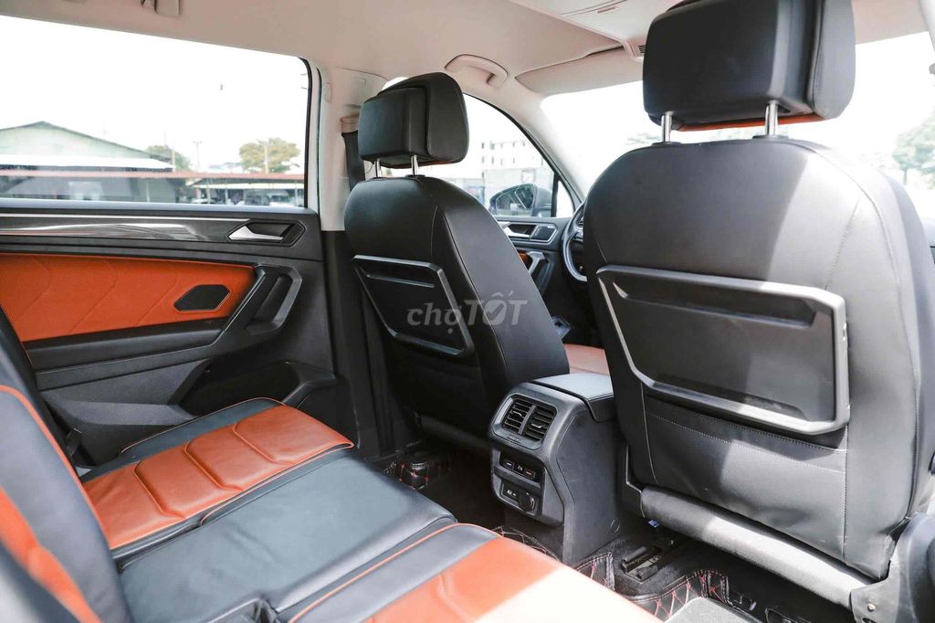 Volkswagen Tiguan Luxury S nhập Mexico 2023 30k km. Mua bán Ô tô tại Quận Gò Vấp Tp Hồ Chí Minh được đăng bởi Kính Đặng Ô Tô Lướt hình 16