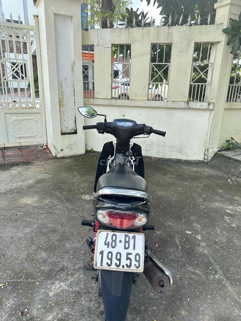 Yamaha Si 2013 Trắng đen. Mua bán Xe máy tại Quận Liên Chiểu Đà Nẵng được đăng bởi Lê Sang hình 5