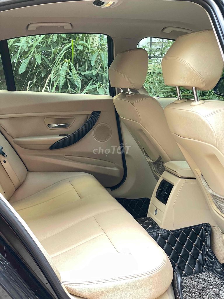 BMW 320i đời 2012 series 3 màu đen nội thất kem. Mua bán Ô tô tại Quận Nam Từ Liêm Hà Nội được đăng bởi Long xe lướt HN hình 7