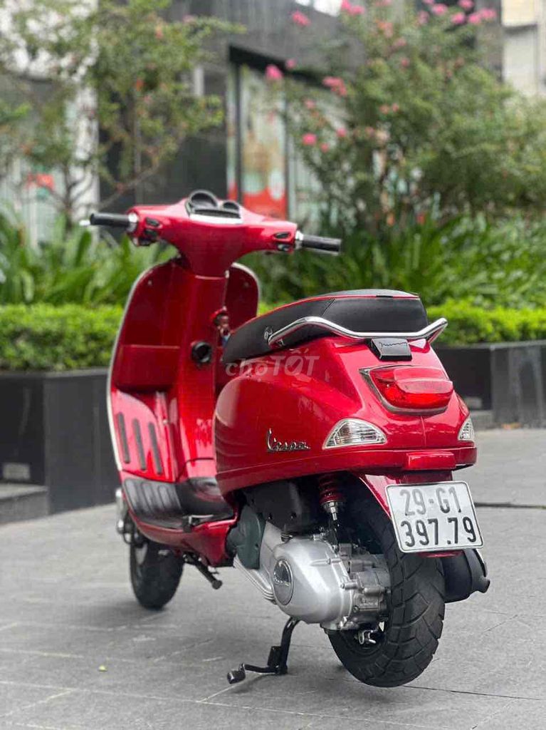 Piaggio Vespa S 125 3vie 2014 Đỏ. Mua bán Xe máy tại Quận Cầu Giấy Hà Nội được đăng bởi Anh Khoa hình 3