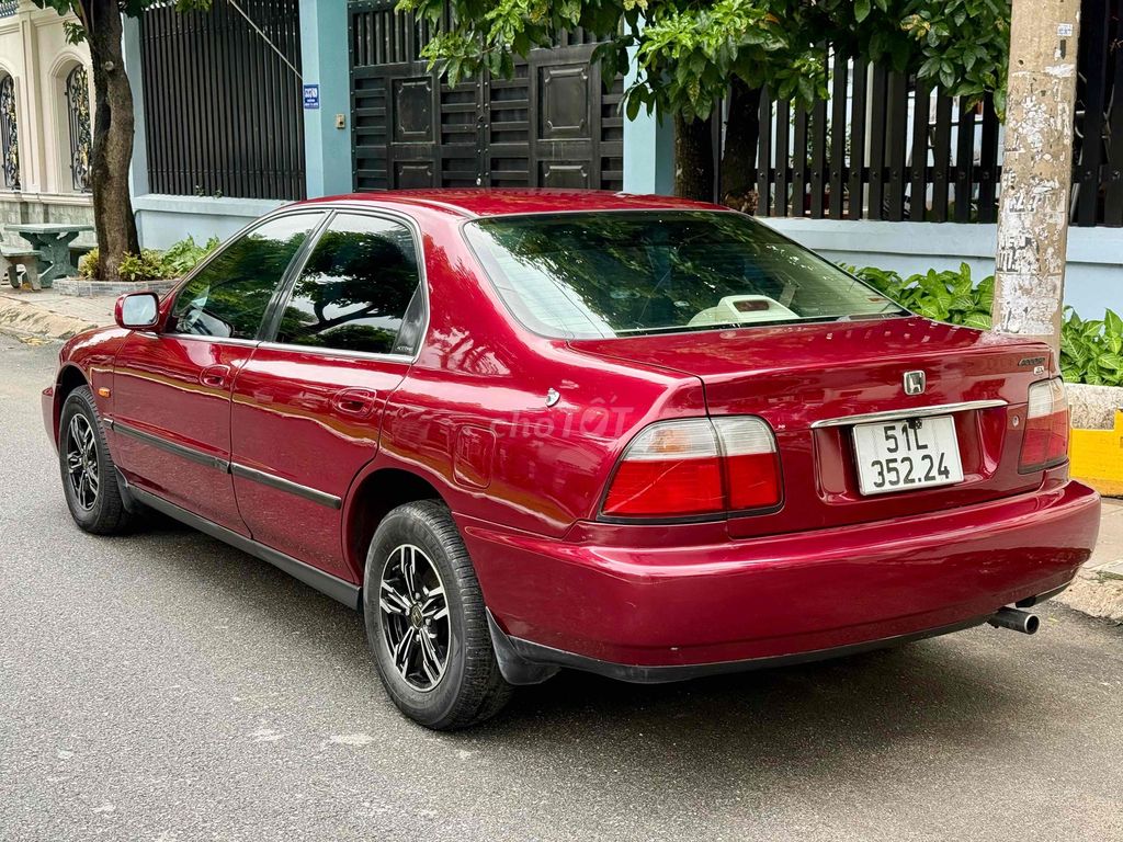 Honda Accord 1996 MT máy 2.0L full nội thất nỉ zin. Mua bán Ô tô tại Quận Gò Vấp Tp Hồ Chí Minh được đăng bởi Kim Kim hình 2