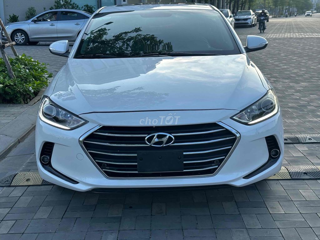 Hyundai Elantra 2017 2.0 AT - 96.000km - Mới về! Hàng HOT!💥💥💥