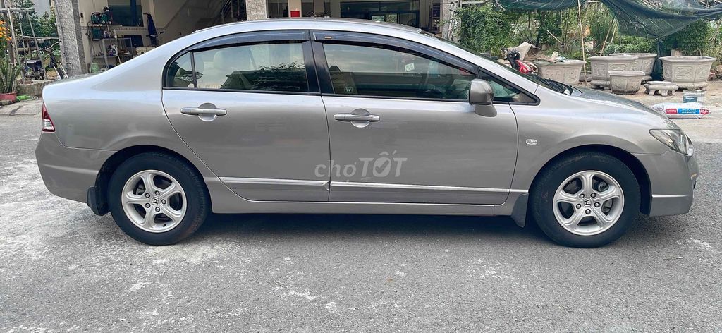 Honda Civic 2010 - 135000 km. Mua bán Ô tô tại Thành phố Dĩ An Bình Dương được đăng bởi Phan văn Độ hình 3