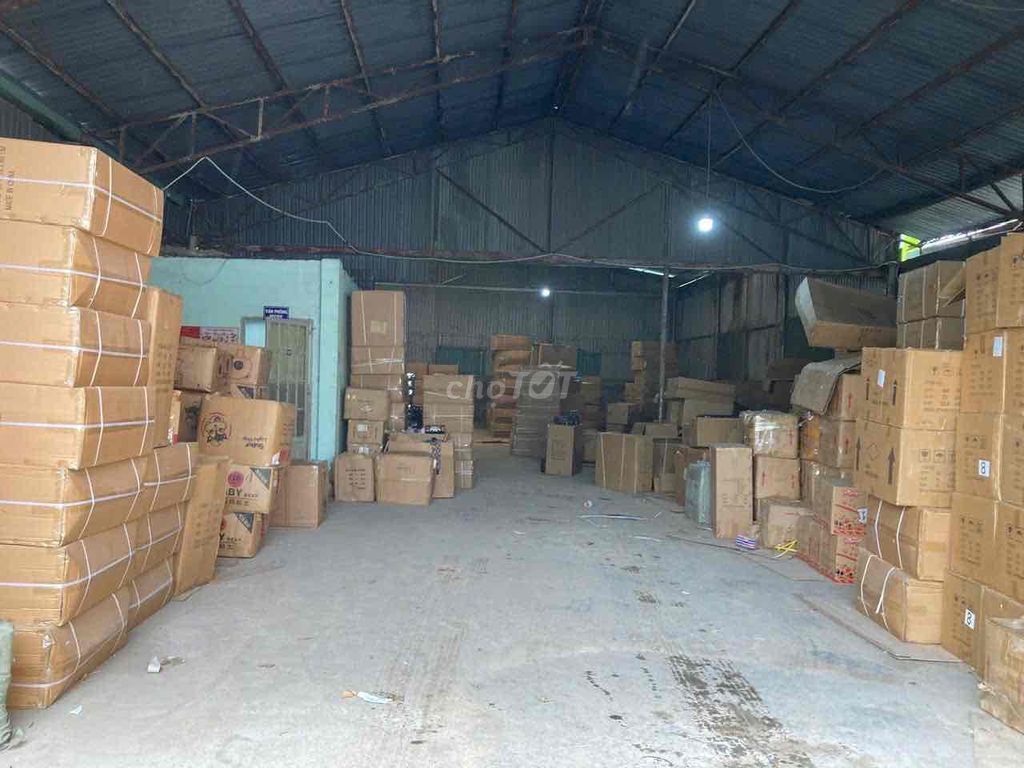 Kho Xưởng 400m Đường xe cont có văn phòng điện SX
