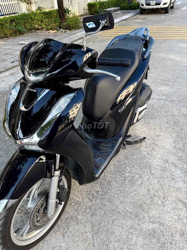 Honda SH 150i ABS 2021 Đen (người dùng). Mua bán Xe máy tại Huyện Hoài Đức Hà Nội được đăng bởi Ngọc Anh hình 3