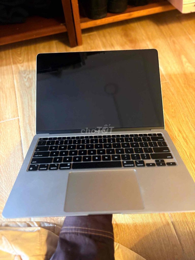 MacBook Air M1 8GB/256GB. Mua bán Laptop tại Thành phố Thủ Đức Tp Hồ Chí Minh được đăng bởi Huy Quan hình 1