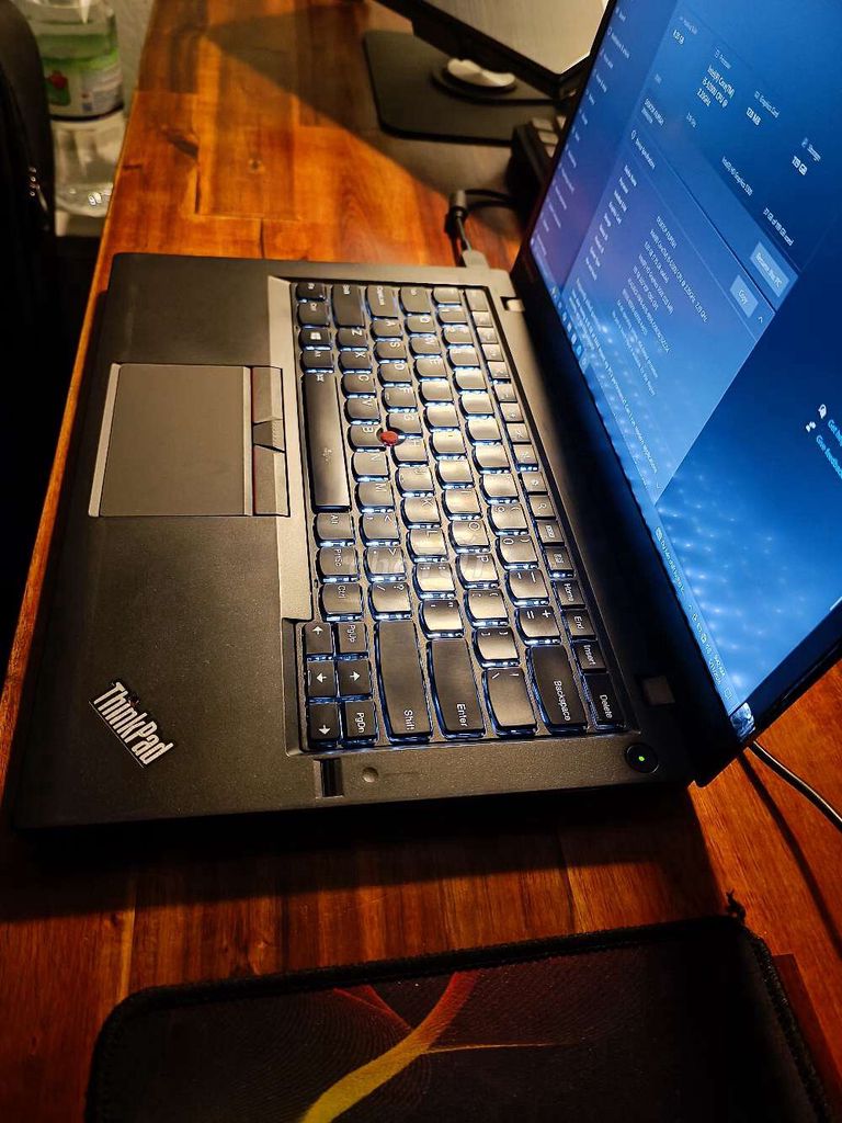 Lenovo ThinkPad T450s i5 5200U 8GB/128GB. Mua bán Laptop tại Thành phố Dĩ An Bình Dương được đăng bởi LLE hình 1