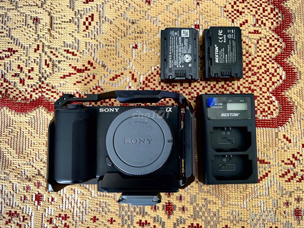 ZV-E10 mark II kèm 2 pin, khung rig, sạc đôi. Mua bán Máy ảnh, Máy quay tại Thành phố Huế Thừa Thiên Huế được đăng bởi Lotus Boy hình 1