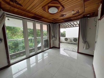 cho thuê biệt thự kdc phước kiển a có thang máy