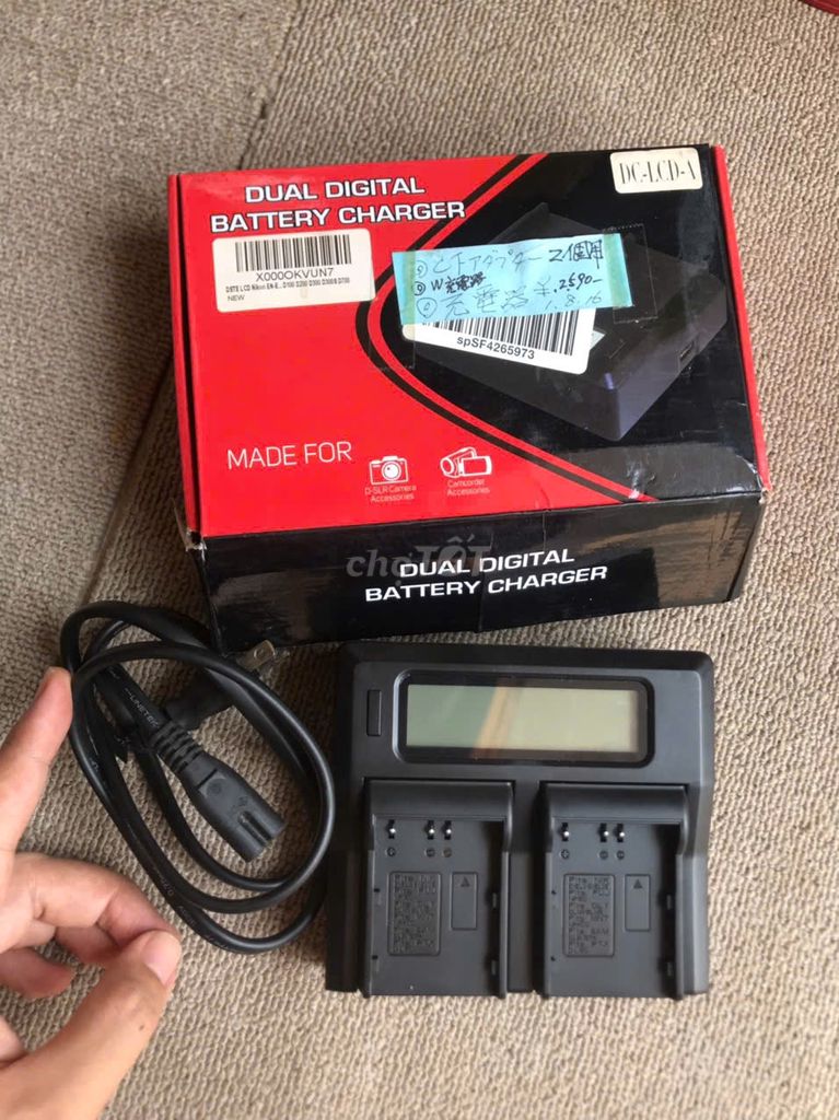 Sạc đôi có màn LCD cho Nikon, Olym,Sony,Pentax. Mua bán Phụ kiện (Màn hình, Chuột...) tại Thành phố Tuy Hòa Phú Yên được đăng bởi Shop Đồ Siêu Phẩm hình 1