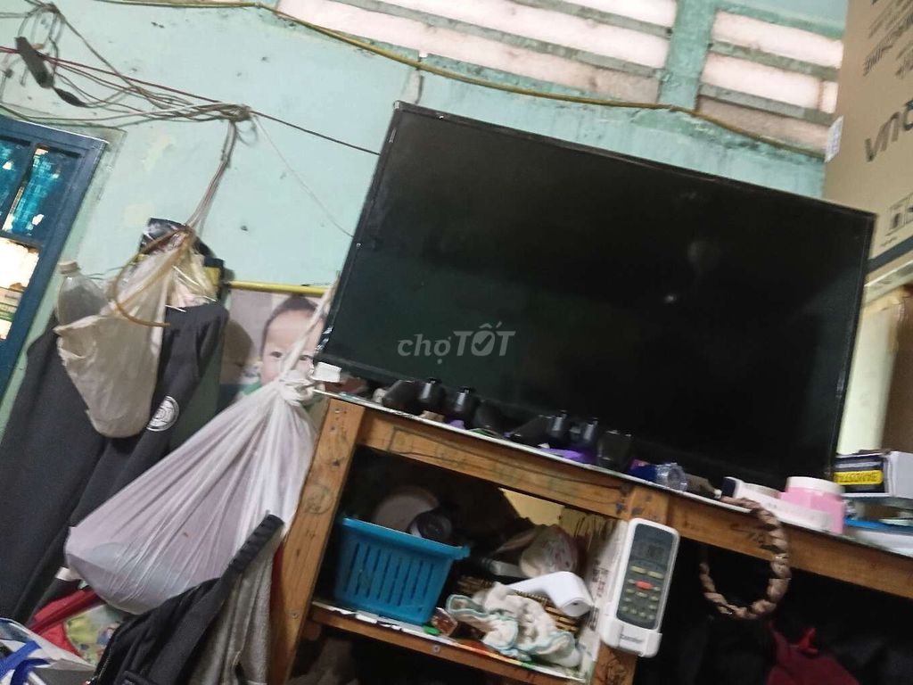 Tivi TCL Đen Hư màn hình. Mua bán Tivi, Âm thanh tại Quận 12 Tp Hồ Chí Minh được đăng bởi minh châu hình 1