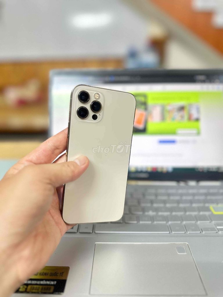Apple iPhone 12 Pro Vàng Đã sử dụng. Mua bán Điện thoại tại Quận Ngũ Hành Sơn Đà Nẵng được đăng bởi Tài Ngô hình 1