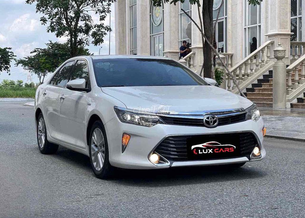 🚗 Toyota CAMRY 2.0E 2018 - Chuẩn Odo: 34.000km. Mua bán Ô tô tại Thành phố Thủ Đức Tp Hồ Chí Minh được đăng bởi LuxCars Siêu Thị Ô Tô Lướt Sài Gòn hình 2