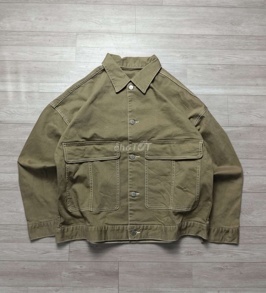 Áo khoác GU Denim Nâu Unisex Cũ. Mua bán Quần áo tại Thành phố Thuận An Bình Dương được đăng bởi Trạm săn si hình 1