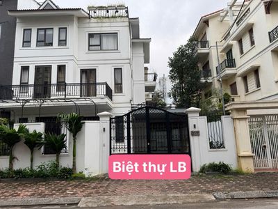 Townhouse in Long Biên