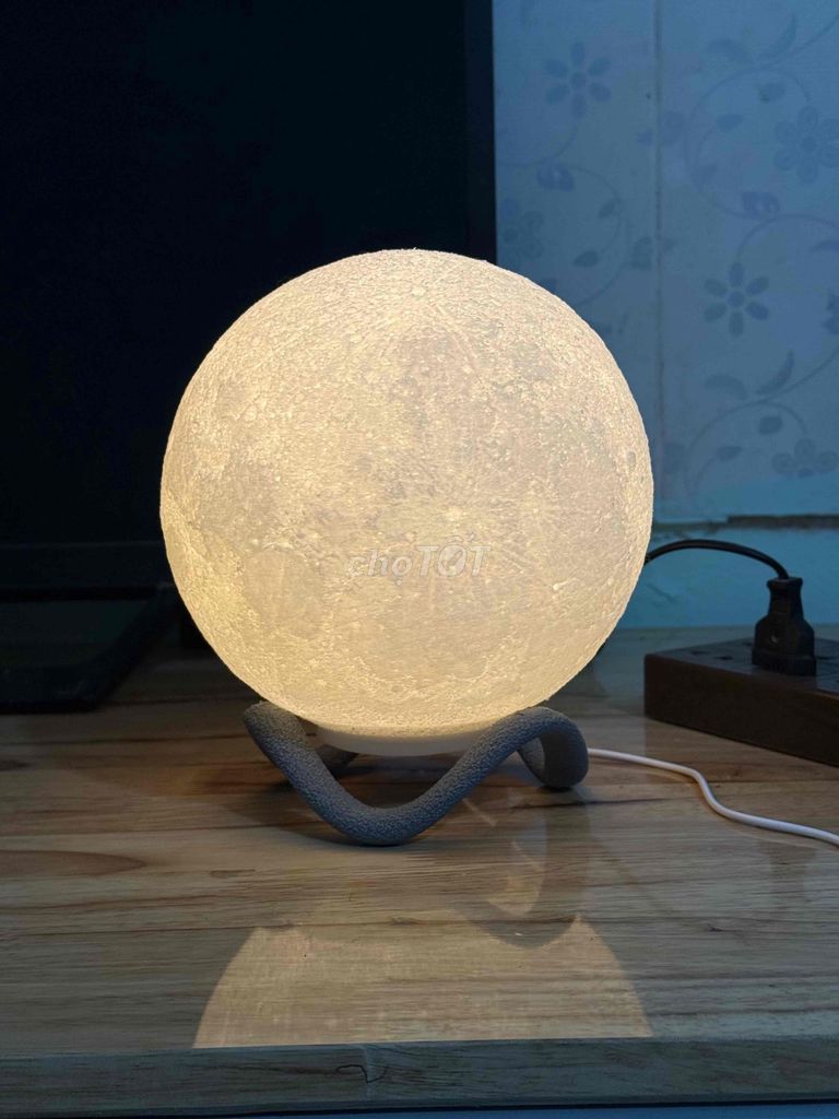 Đèn ngủ Mặt trăng in 3D. Mua bán Đèn tại Thành phố Cam Ranh Khánh Hòa được đăng bởi Nguyễn Thành Đạt hình 1