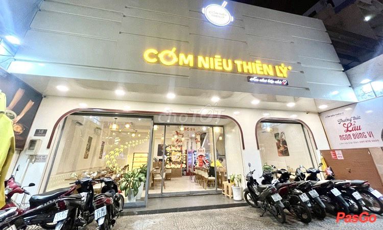 CHO THUÊ MẶT TIỀN 15M ĐƯỜNG THƯƠNG HIÊỤ QUẬN BÌNH THẠNH