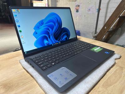 Dell Inspiron 3520 i5-1235U, RAM 16GB, SSD 512GB. Mua bán Laptop tại Quận Hoàng Mai Hà Nội được đăng bởi Phan xuân Hồng