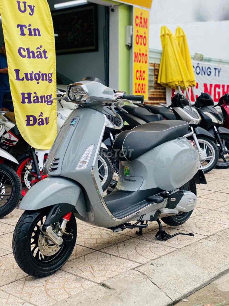 Vespa Sprint ABS đời 2022. Mua bán Xe máy tại Quận Ninh Kiều Cần Thơ được đăng bởi CHXM Tân Liên Hưng 2 hình 2