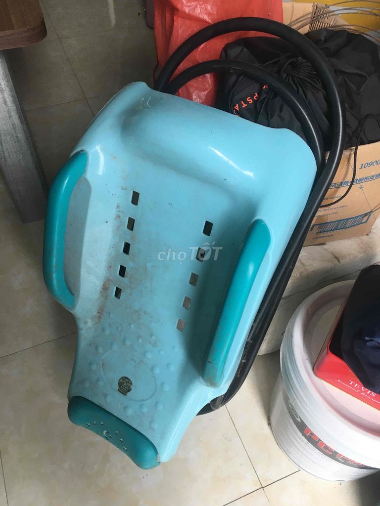 Ghế gội đầu trẻ em màu xanh dương. Mua bán Mẹ và bé tại Huyện An Lão Hải Phòng được đăng bởi MrFury hình 1