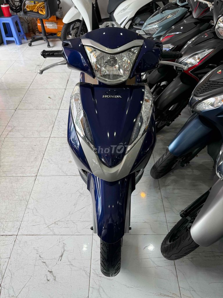 LEAD 125 FI - Xe Zin Êm Đẹp - Odo Thấp - Chủ RG. Mua bán Xe máy tại Thành phố Rạch Giá Kiên Giang được đăng bởi XE MÁY CŨ TÂN 128 hình 3