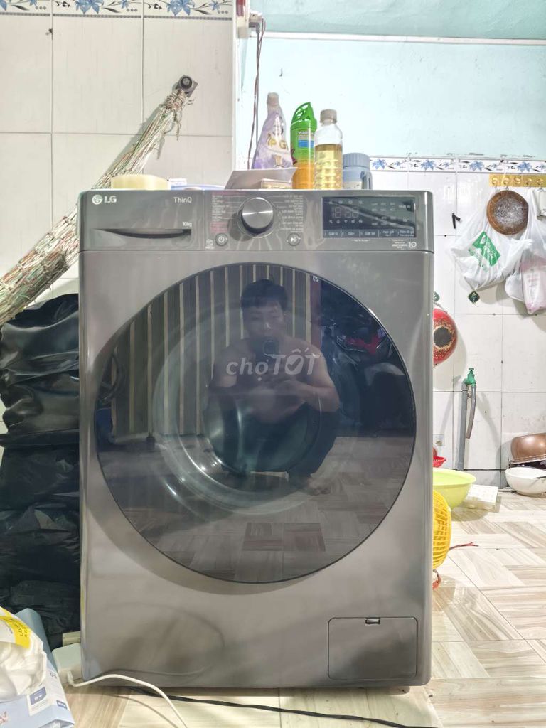 Máy giặt LG 10kg Xám. Mua bán Máy giặt tại Thành phố Thuận An Bình Dương được đăng bởi Tiểu Gun hình 1