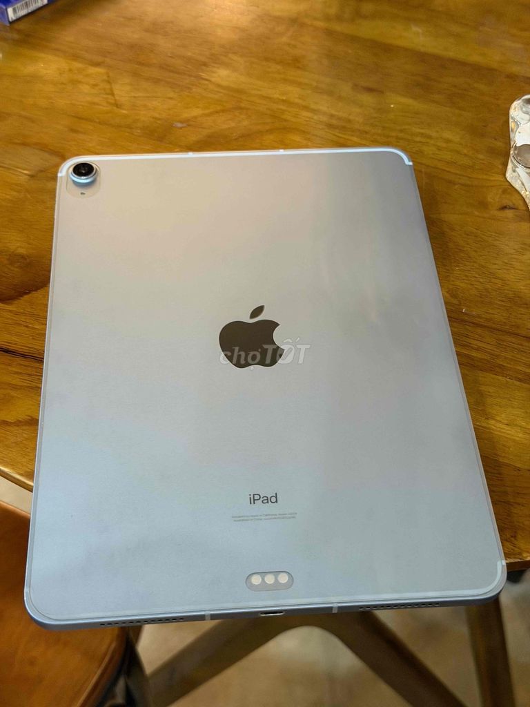 Apple iPad Air 4 64GB Bạc. Mua bán Máy tính bảng tại Quận Ninh Kiều Cần Thơ được đăng bởi Quang Hiểu hình 1