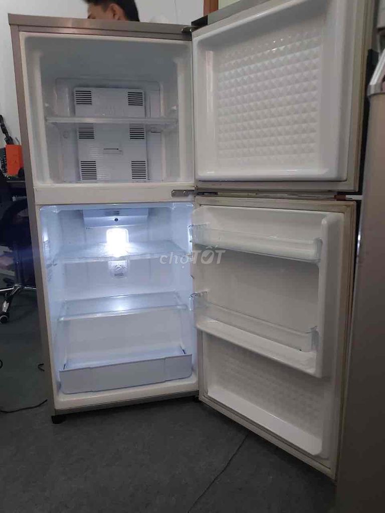 tủ lạnh panasonic 152l tiếc kiệm điện nguyên zin