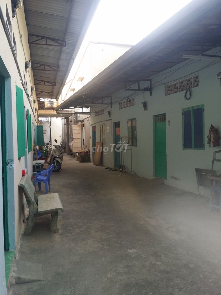 Bán nhà + 16 phòng trọ đường Kênh T2, Bà Điểm, Hóc môn