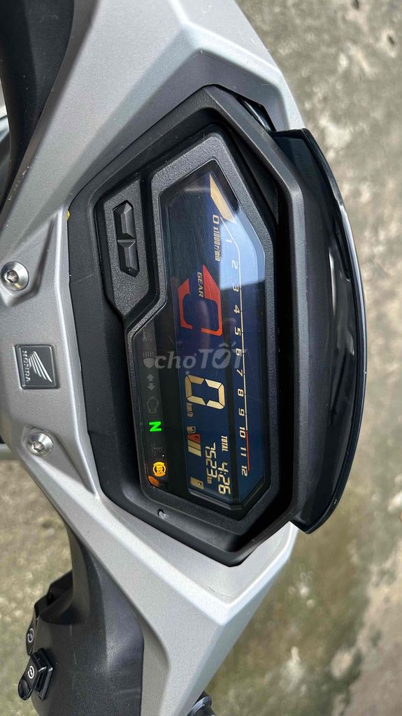 HCM- Cần bán winner x V3. Mua bán Xe máy tại Quận 10 Tp Hồ Chí Minh được đăng bởi Tuấn hình 1