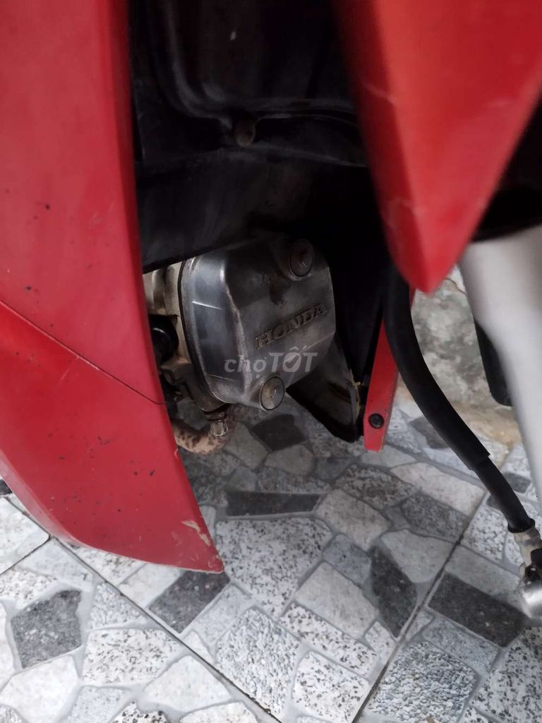 Красные черные автомобильные номера Honda Wave RSX