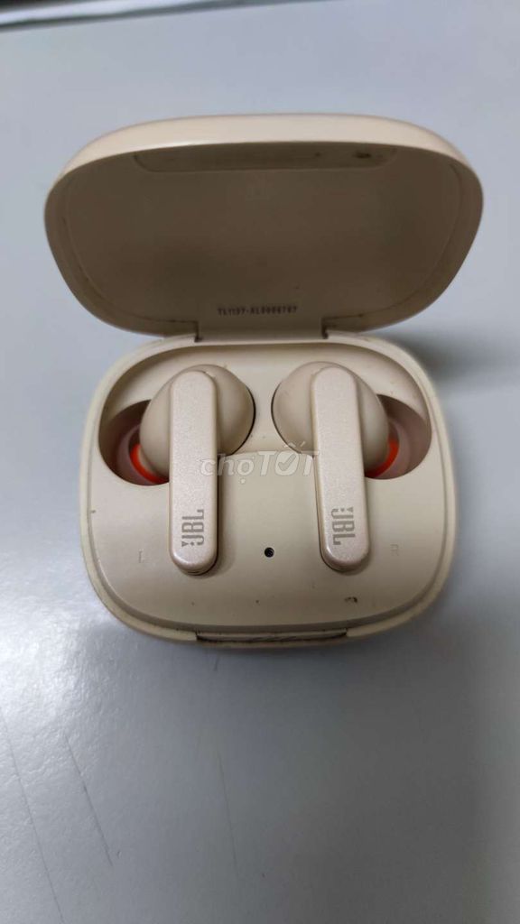 Tai nghe JBL Live Pro plus.. Mua bán Tivi, Âm thanh tại Thành phố Bến Tre Bến Tre được đăng bởi ơi! TÂM hình 1