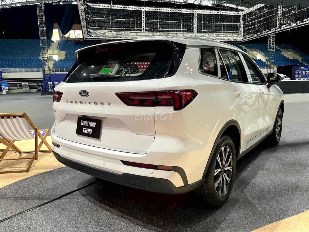 Ford Territory 2025 Trend 1.5 AT mới 100%. Mua bán Ô tô tại Quận 7 Tp Hồ Chí Minh được đăng bởi FORD chính hãng HCM  hình 3