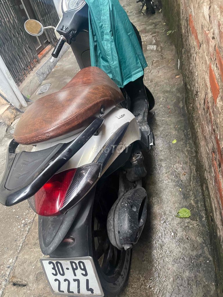 Piagio Libetty 2011 trắng 125 tay ga. Mua bán Xe máy tại Quận Đống Đa Hà Nội được đăng bởi nguỵ đình sơn hình 4
