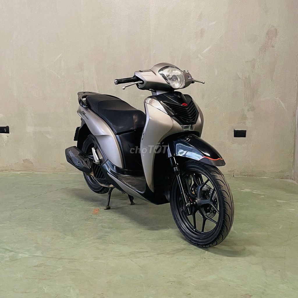 Honda SH Mode Bạc. Mua bán Xe máy tại Quận Bắc Từ Liêm Hà Nội được đăng bởi iMotorbike Hà Nội hình 2
