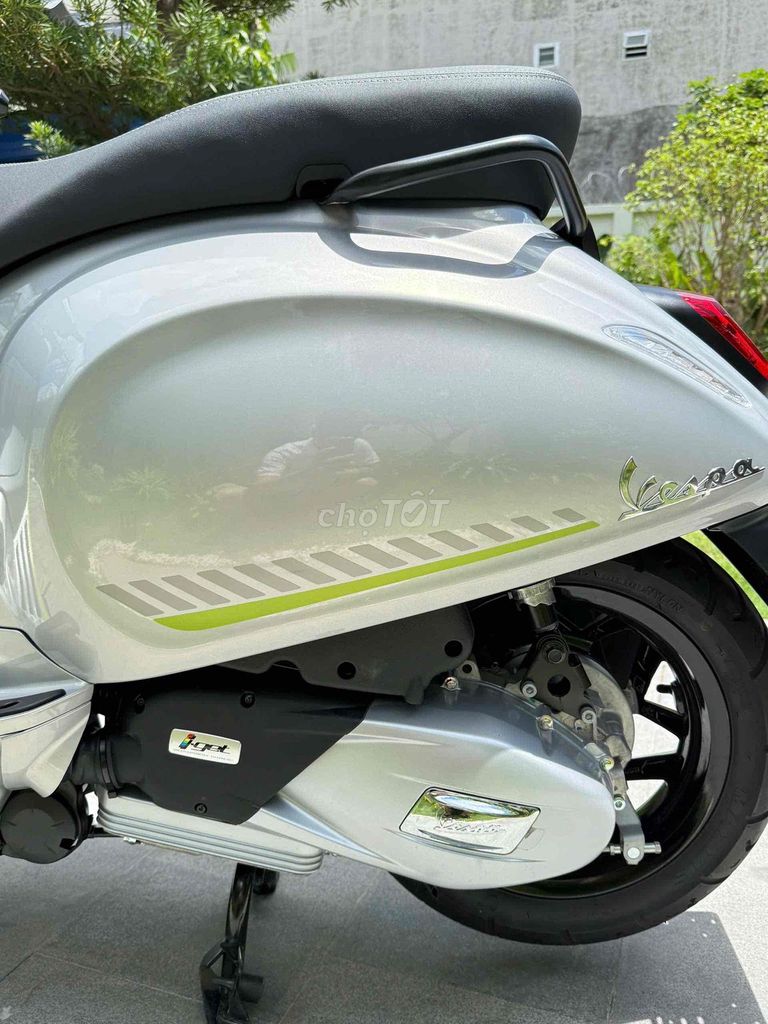VespaSprint Tech 150cc 2025 mới lăn bánh 210 km. Mua bán Xe máy tại Quận Cái Răng Cần Thơ được đăng bởi Cửa Hàng Xe Máy Quang Sang hình 7