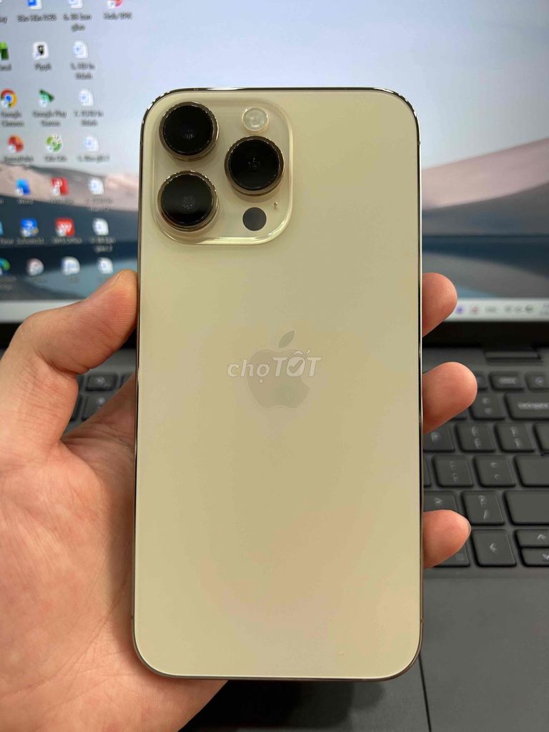 iPhone 14 Pro Max 256GB Vàng 99% chuẩn zin. Mua bán Điện thoại tại Thành phố Buôn Ma Thuột Đắk Lắk được đăng bởi Nguyễn Hoàng hình 1