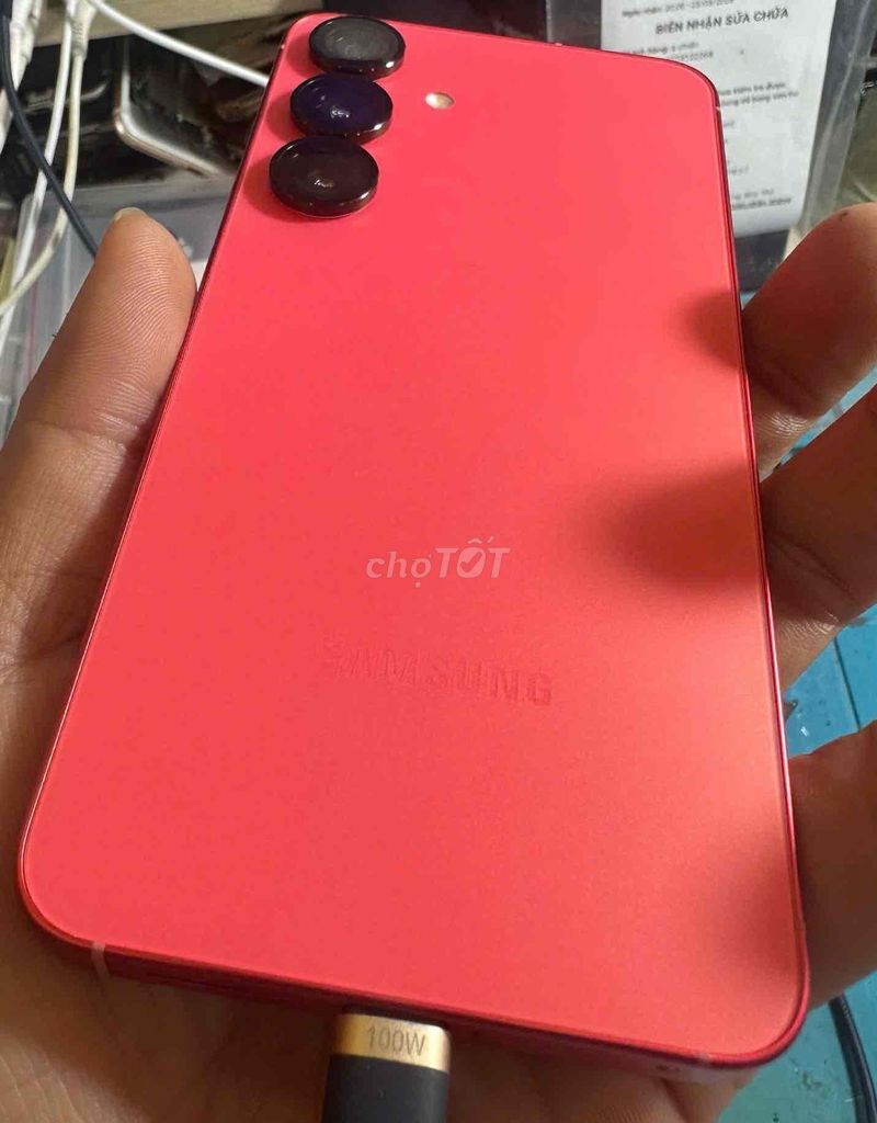 Samsung Galaxy S25 Đỏ 256GB - Đã Sử Dụng. Mua bán Điện thoại tại Thành phố Thủ Đức Tp Hồ Chí Minh được đăng bởi Vuong Bui hình 1