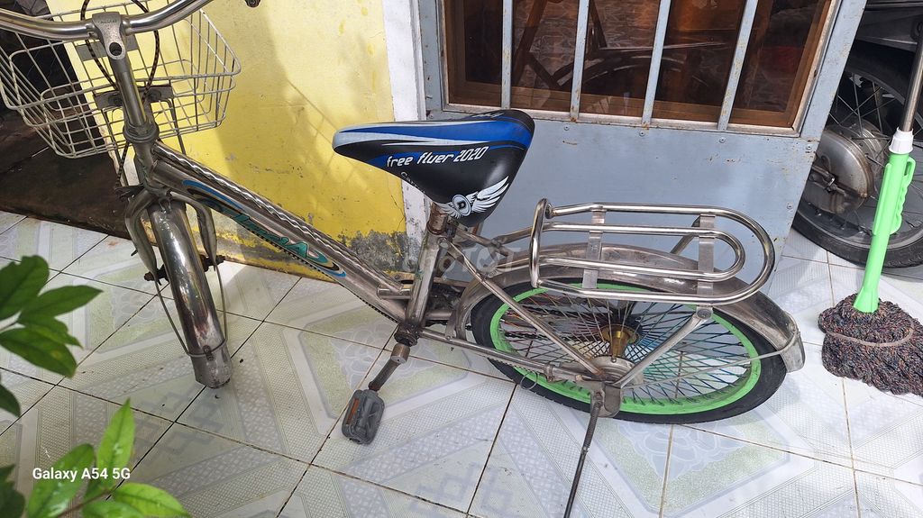 Bán xe đạp trẻ từ lớp 1 đến lớp 4. Mua bán Xe đạp tại Huyện Cái Bè Tiền Giang được đăng bởi Thành hình 2