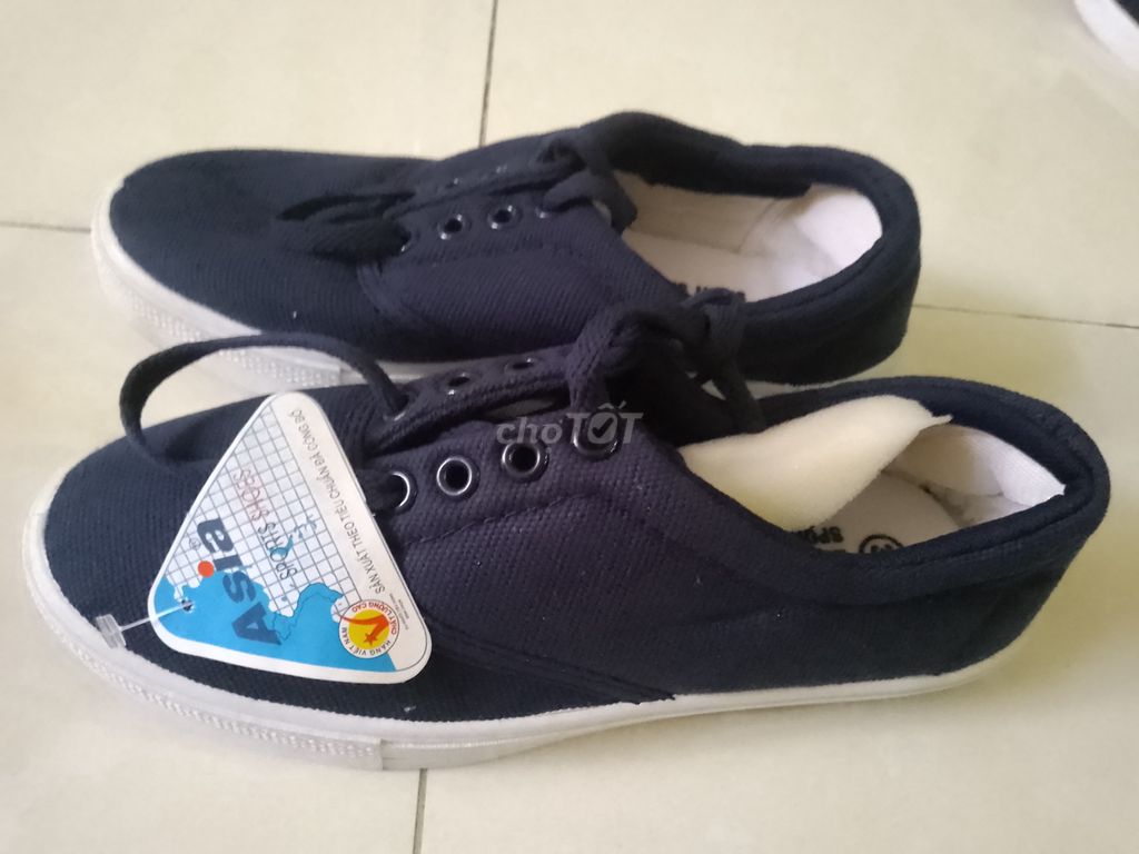 Thanh lý giày bata Asia size 39 mới 100% giá rẻ  . Mua bán Giày dép tại Quận Tân Bình Tp Hồ Chí Minh được đăng bởi Tiamoforever6886 hình 1