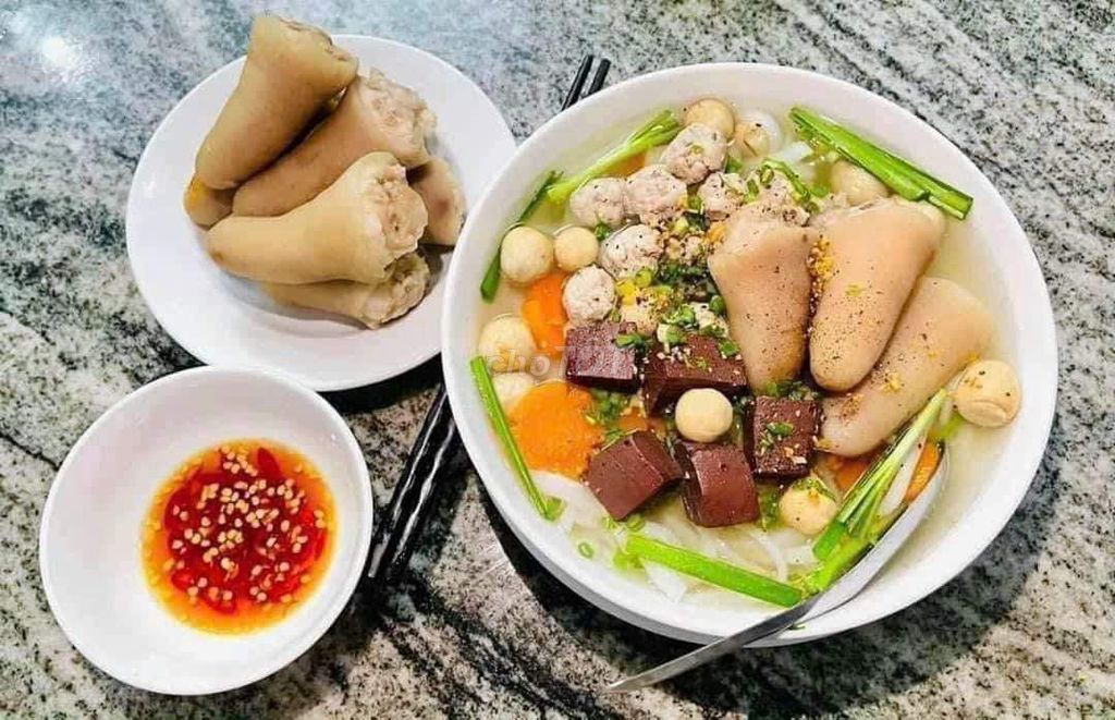 Đuôi heo hàng về nhiều