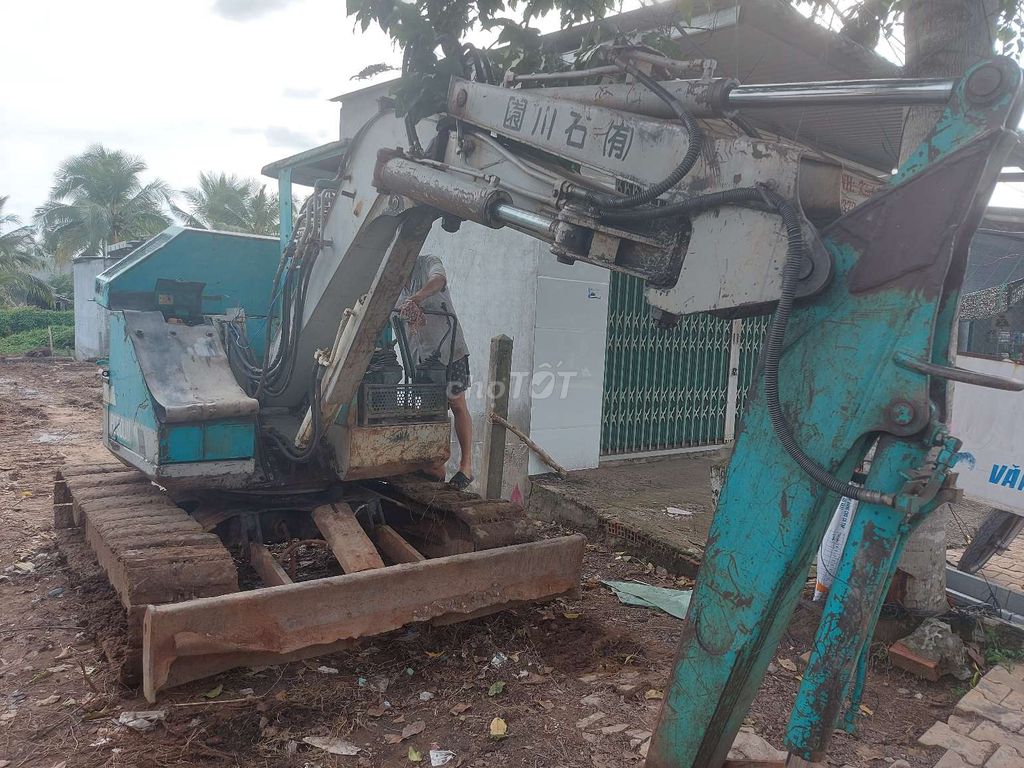 KOMATSU PC50UU ZIN bãi. Mua bán Phương tiện khác tại Huyện Cái Bè Tiền Giang được đăng bởi AN hình 10