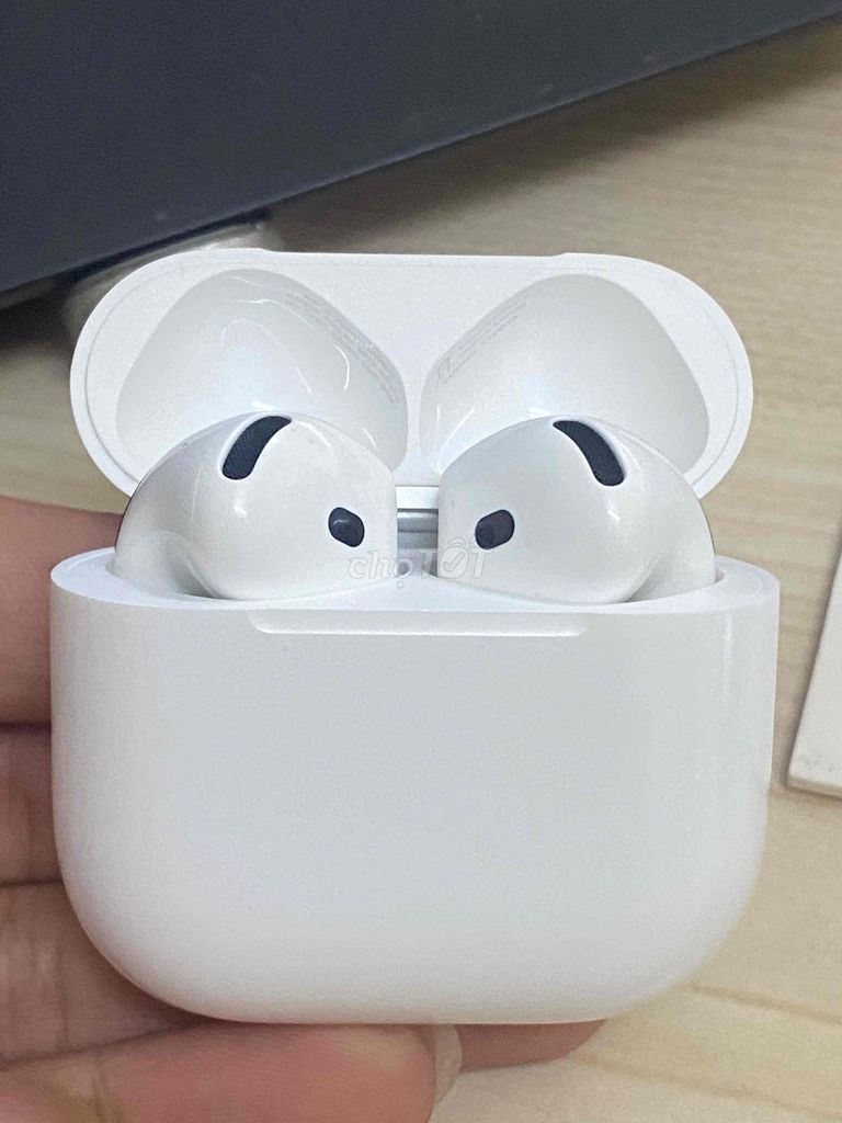 Tai nghe Apple AirPods 4 Chống ồn. Mua bán Tivi, Âm thanh tại Quận Cầu Giấy Hà Nội được đăng bởi le hieu hình 1
